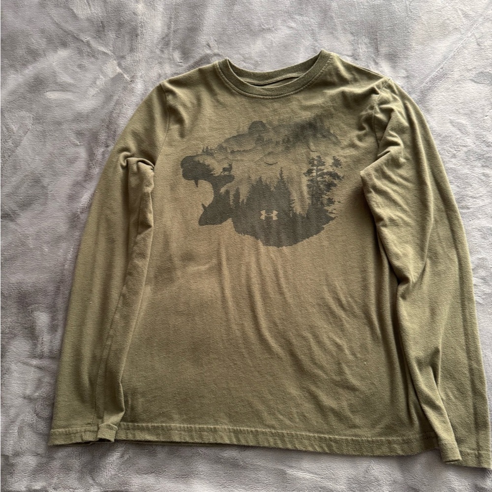 Boys Under Armour Green Long Sleeve Tee Size Medium